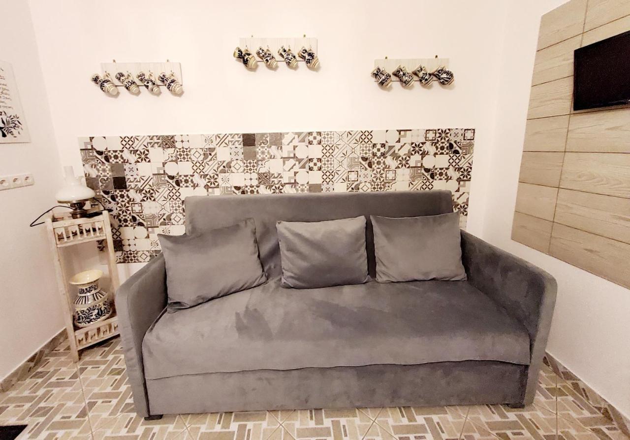 Sissy Vendeghaz Hotel Tirgu Secuiesc Luaran gambar